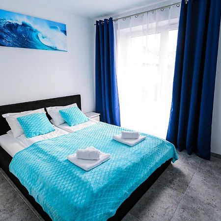 Apart Baltyk Pokoje & Apartamenty Łeba Exterior foto