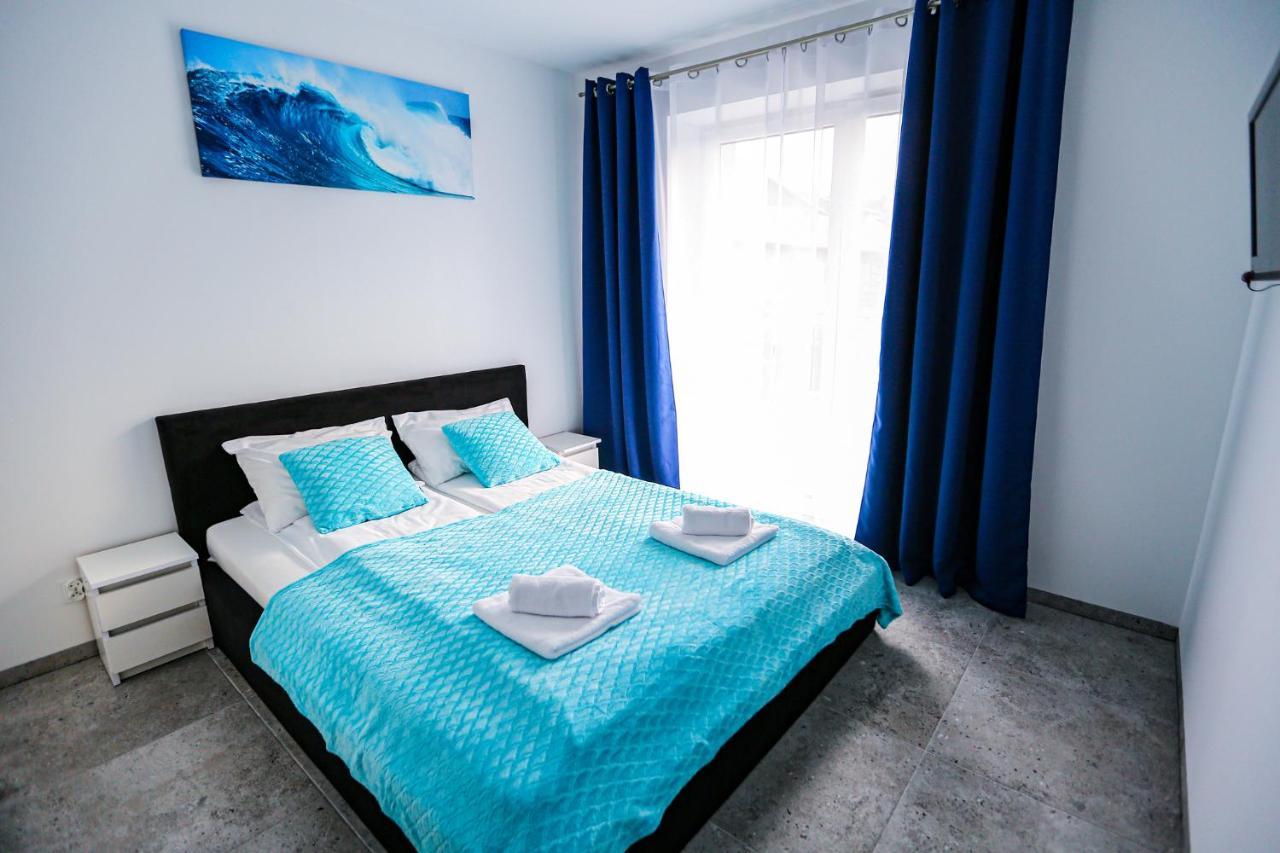 Apart Baltyk Pokoje & Apartamenty Łeba Exterior foto