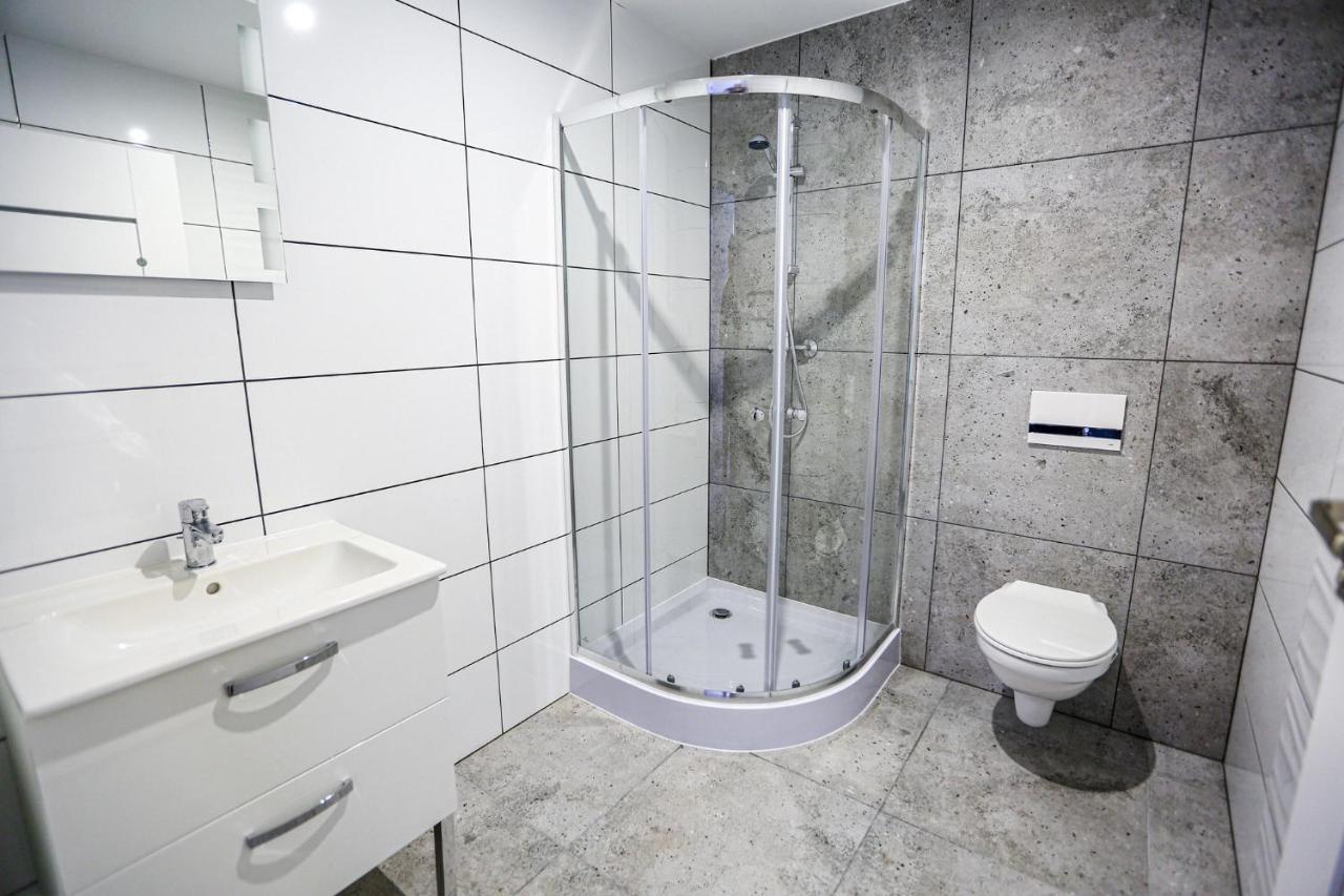 Apart Baltyk Pokoje & Apartamenty Łeba Exterior foto